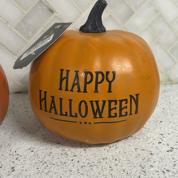 Hyde and Eek Halloween Decorations - Picture 2 of 10